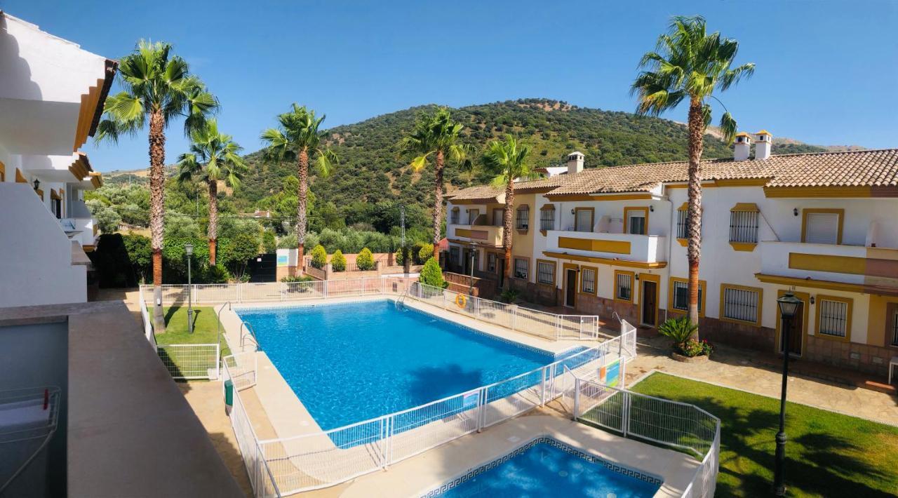 Casa Rural Las Rosas De Benaojan Bagian luar foto