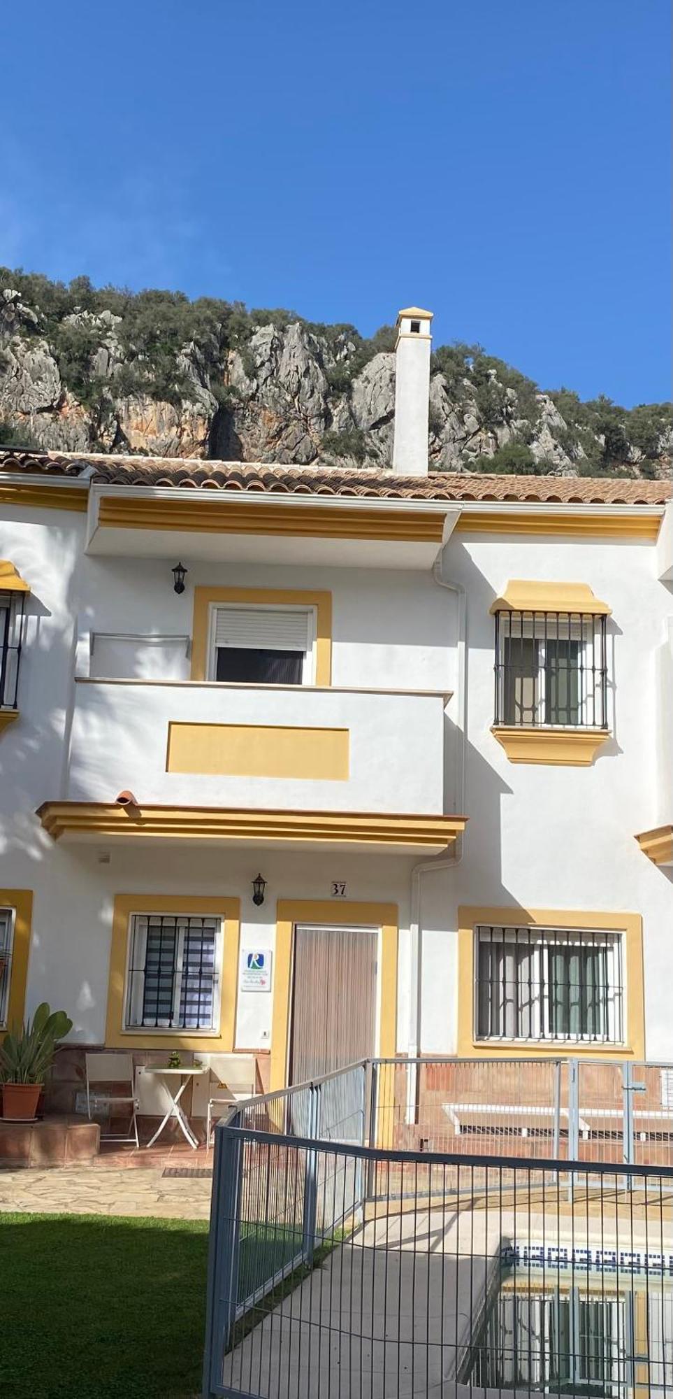 Casa Rural Las Rosas De Benaojan Bagian luar foto